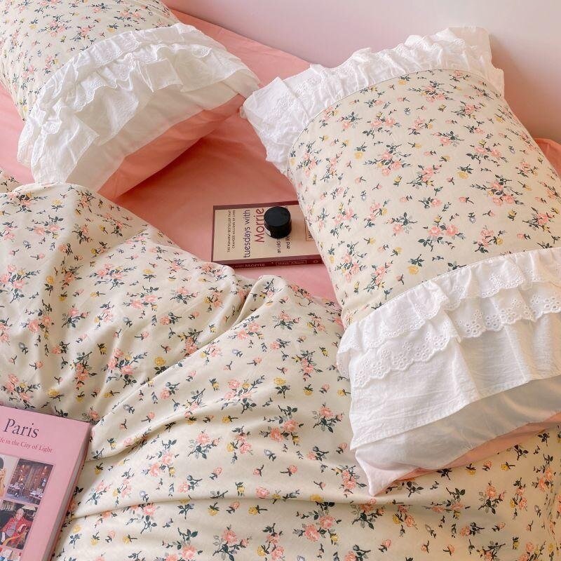 Romantic Flower 4Pcs Princess Bedding for Girls Elegant Vintage Floral Lovely White Lace Ruffle Bedskirt Duvet Cover Pillowcases 2