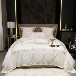 4Pcs Egyptian Cotton Duvet cover set King Queen size 4Pcs White Golden Silver Embroidery Bedding set with Bed Sheet Pillowcases 1