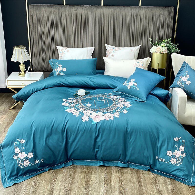 Chic and Vintage Embroidery Duvet Cover set Premium Egyptian Cotton Soft Bedding set Comforter Cover Bed Sheet Pillowcases 1
