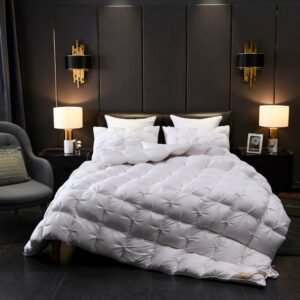Luxurious White Grey Bread Shape 100%Cotton Cover Goose Down Filling Comforter Duvet Quilt Twin Full Queen King size Comforter 1