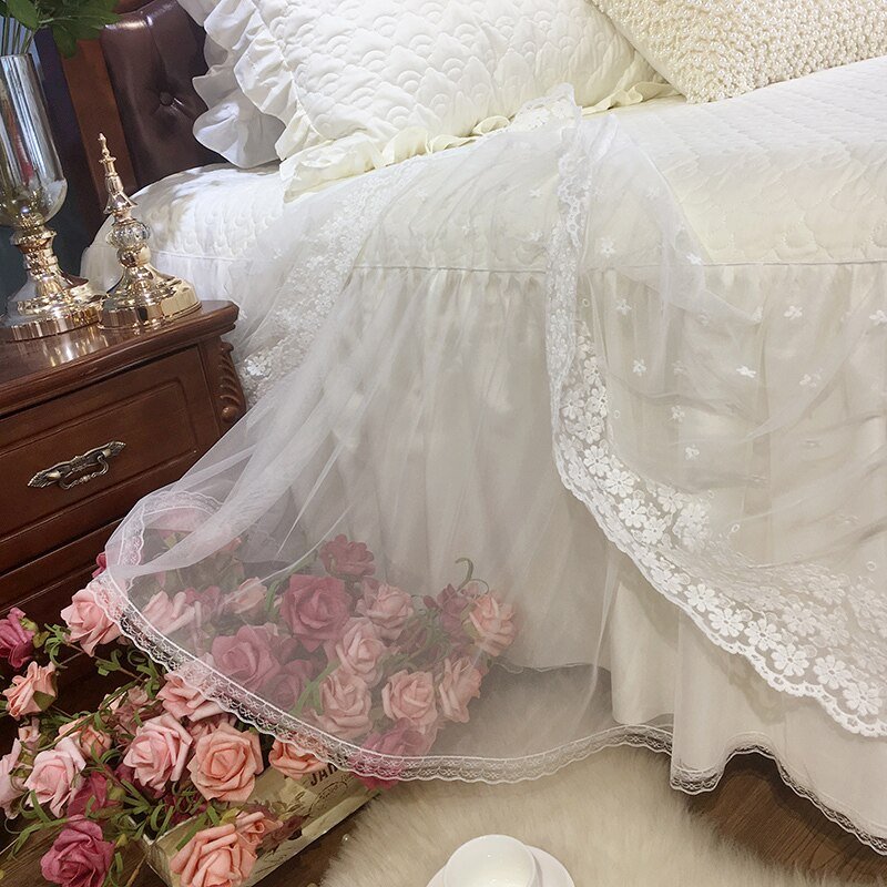 3Pcs150X200cm/180X200cm Cream White Beige Lace Princess Bed skirt set Quilted Cotton Bedspread Pillowcase Queen King size 3Pcs 2