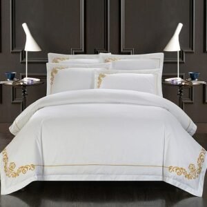 Chic Embroidered Duvet Cover Set 4/6Pcs White Hotel Bedding Set King Queen Size Luxury Soft Bedding Bed Sheet Pillow shams 1