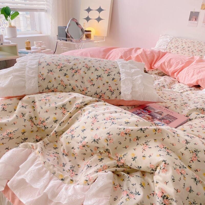 Romantic Flower 4Pcs Princess Bedding for Girls Elegant Vintage Floral Lovely White Lace Ruffle Bedskirt Duvet Cover Pillowcases 4