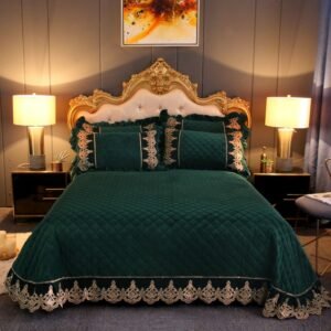 Luxury Thick Velvet Diamond Quilted Bedspread Embossing Ruffle Lace Bed Spread Quilted Coverlet Set King Queen Size 3/5Pcs 1