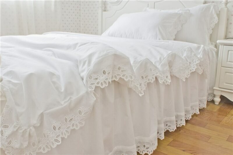 Bright White color Hollow Lace edge Duvet/Quilt cover with Zipper 100%Cotton Ultra Soft Bedskirt Bedding set Queen size Shabby 2