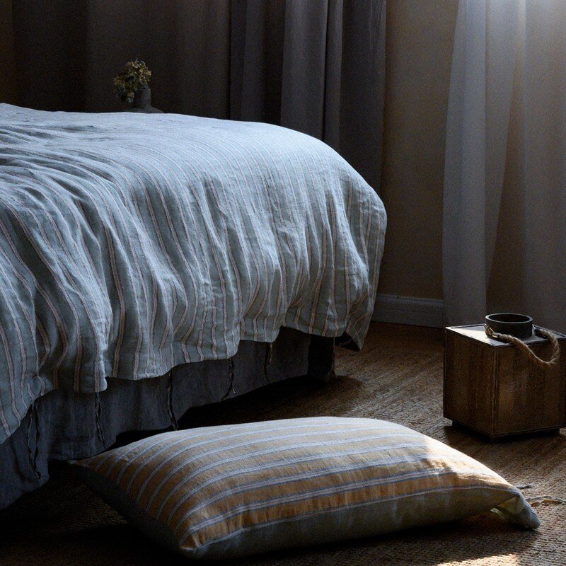 100% Washed Linen Blue Vertical Stripes Duvet Cover Set 4Pcs Soft Breathable Bedding set 1Bed Sheet 2 Pillowshams(Natural Linen) 4