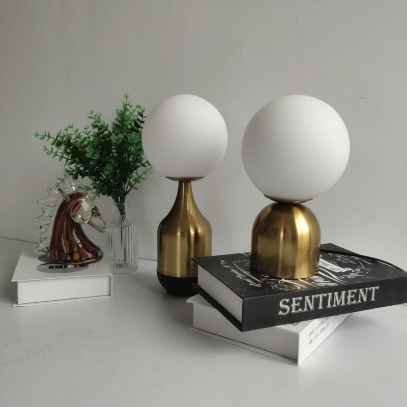 Modern Home Decor Nordic Glass Ball Brass Table Lamps Living Room Bedroom Study Bedside Led Eye Protection Table Lamp 2