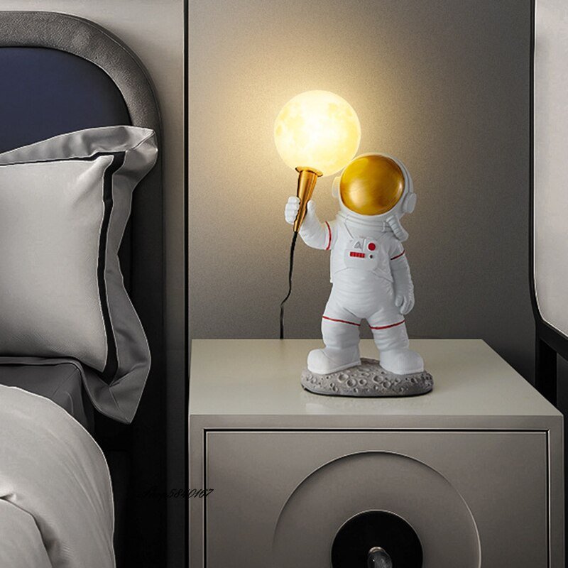 New 3D Moon Light Table Lamp Resin Spaceman Cartoon Children's Bedroom Lights Living Room Study Desk Lamp Modern Led Home Decor 6