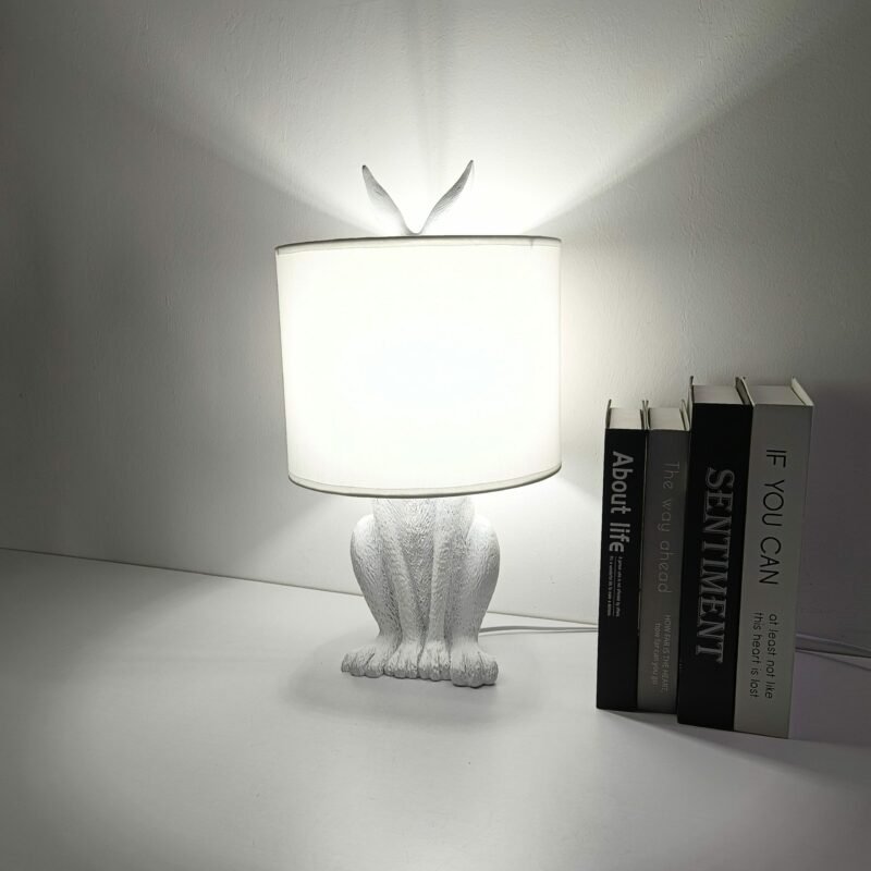 Modern Masked Rabbit Resin Table Lamps Retro Industrial Desk Lights for Bedroom Bedside Study Restaurant Decor Lighting Fixture 2