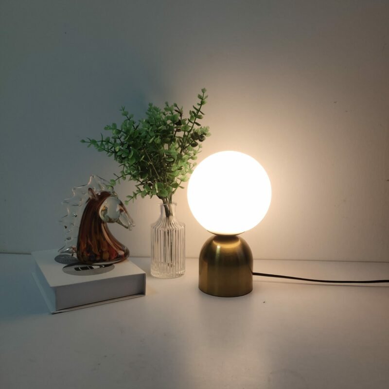 Modern Home Decor Nordic Glass Ball Brass Table Lamps Living Room Bedroom Study Bedside Led Eye Protection Table Lamp 4