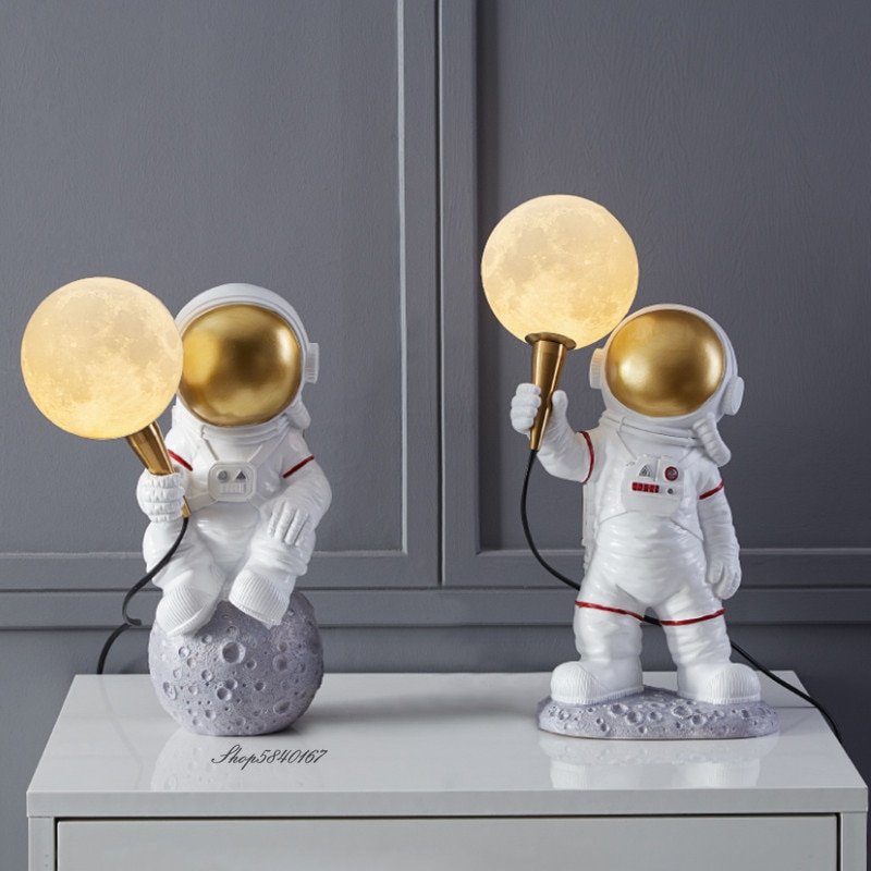 Creative Astronaut Table Lamp 3D Printing Moon Lamp Desk Light for Bedroom Study Living Room Decor EU/US/UK/AU Plug Beside Lamp 2