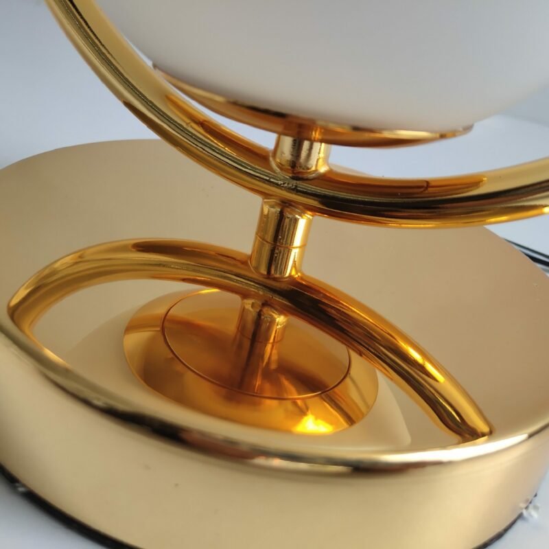 Nordic Glass ball Decor Table Lamp Golden Brass Black Table Lamp Metal Base Plate Modern Led Desk Lamp For Study/Bed Room 5
