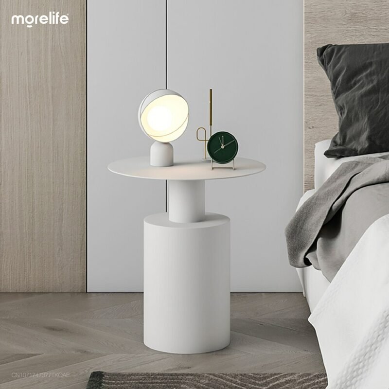 Nordic side table creative iron bedside table Light luxury living room Simple sofa Small side table Modern corner table 4