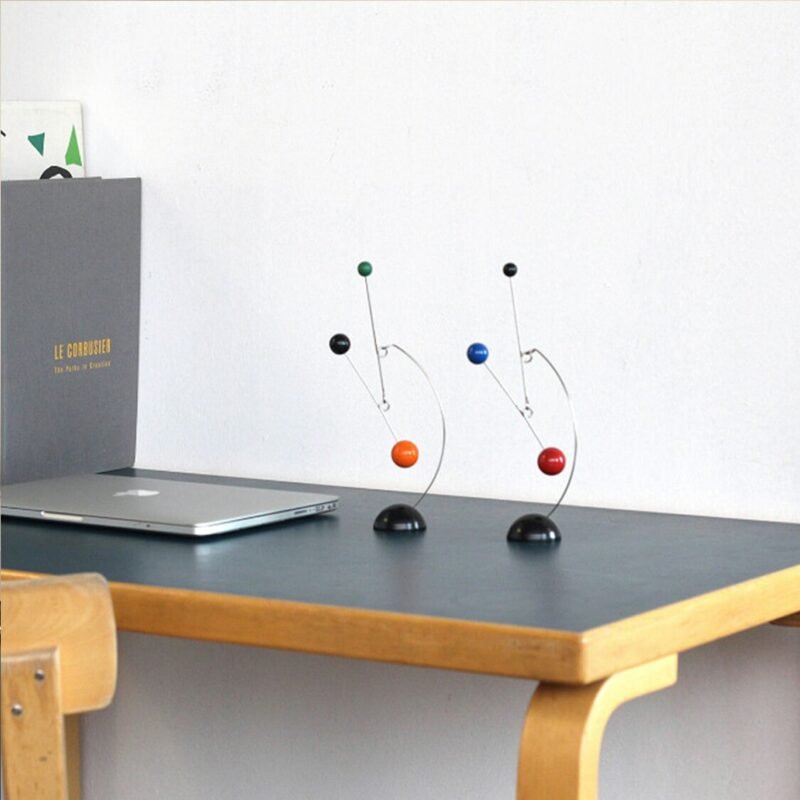MOMO Desk Mobiles Calder Desk Balance Device Dynamic Sculpture Decoration Ins Niche Art Decoration 3