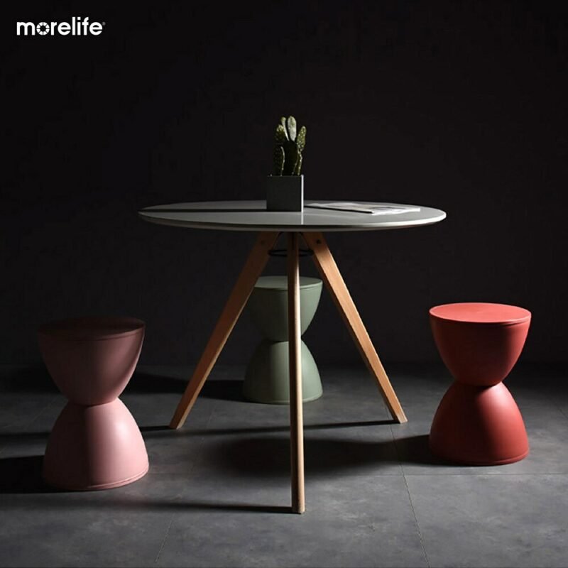 Nordic Creative Plastic Footstool Side Table Modern Low Stool Shoes Circular Plastic Stool Chairs Household Plastic Stools 2