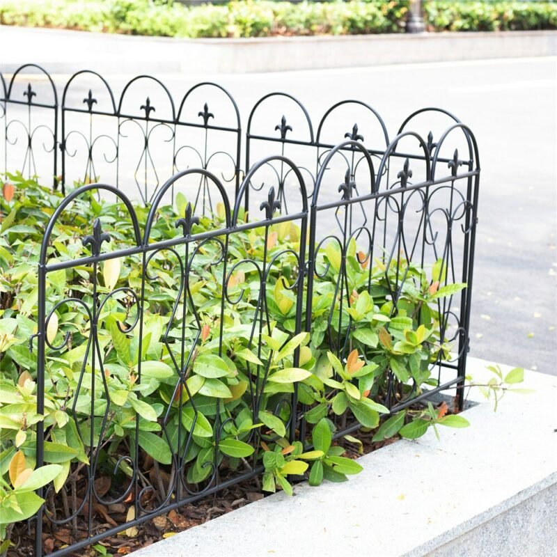5pcs Decorative Garden Fence Outdoor Rustproof Landscape Border Folding Patio Fences Flower Bed Fencing Barrier 2