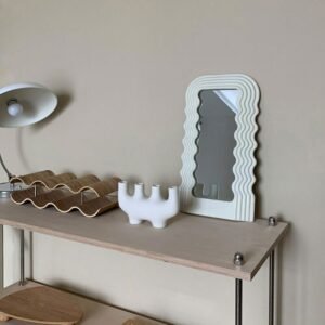 Large Decorative Mirror Nordic Table Modern Wavy Irregular Aesthetic Makeup Decorative Mirror Bedroom Specchio Home Decor 1