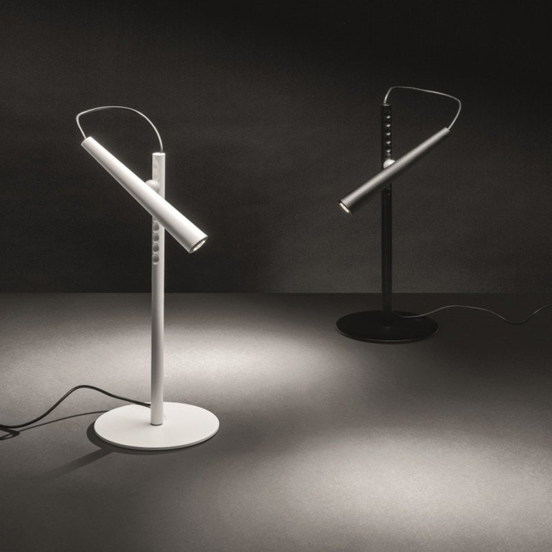 Italy Designer Industrial Table Lamp for Bedroom Kitchen Study Livingroom Aesthetic Room Decor Replica Night Lighting Appliance 1