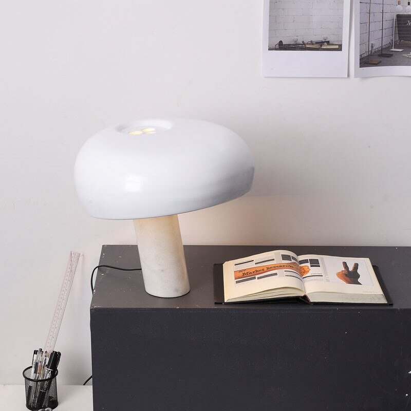 Moden Home Decor Mushroom Table Lamps Italian S noopy Lamp for Bedroom Bedside Living Room Decoration Lampara Desk Night Lights 5