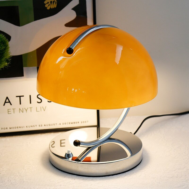 Creative Mushroom Minimalist Table Lamp Bedroom Bedside Lamp Modern Room Deco Desk Lamp Office Study Reading Lighting Fixtures 2
