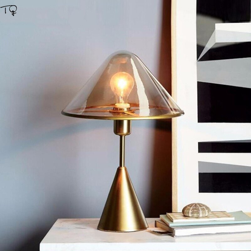 Nordic Modern Art Simple Luxury Decorative Table Lamp Metal Glass Led Desk Lamp Hotel Bedroom Bedside Decor Salon Living Room 2