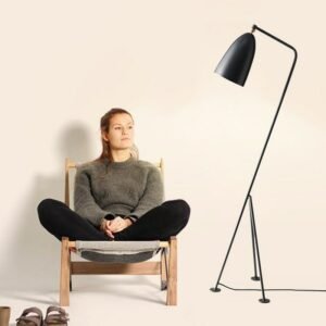Denmark Designer Grasshopper Retro Macaron Floor Lamps Creative Living Room Studio Tripod lambader Standing lamp Stand Light 1
