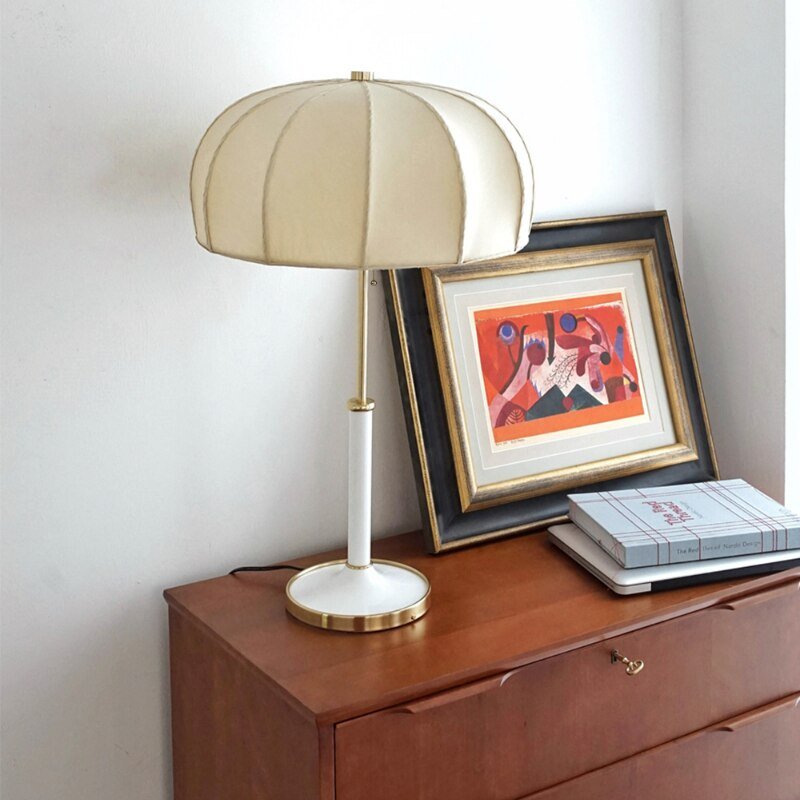 Nordic Vintage Designer Table Lamp for Study Bedroom Kitchen Ins Aesthetic Room Decorator Fabric Desk Retro Lighting Appliance 3